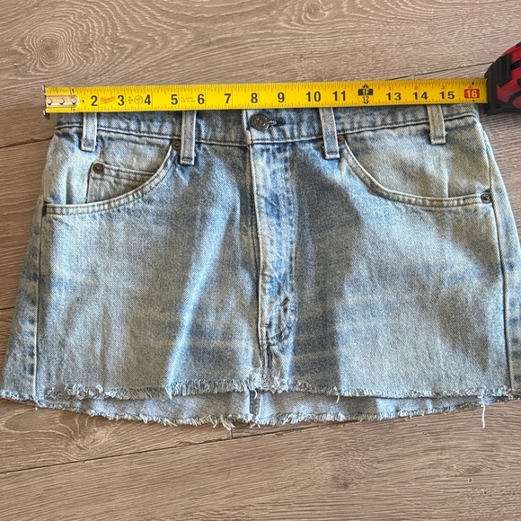 Vintage Levi’s Mini Denim Mini Skirt - Picture 1 of 3
